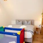 Holiday home Die12imharz *